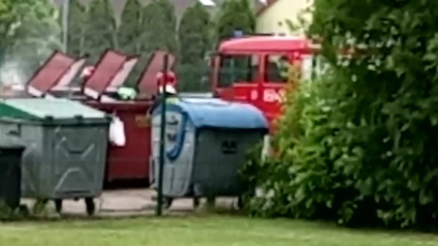 akcja-strazy-pozarnej-04062017-godz13-osiedle-tbs-wrzesnia-ul-fedyka.mp4